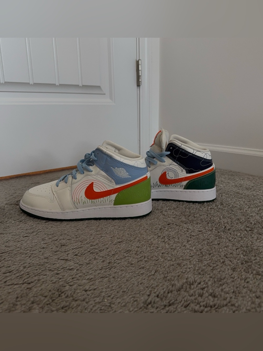 Nike Air Jordan 1 Mid SE 'Stitch' (GS) sneakers - never worn (no box)